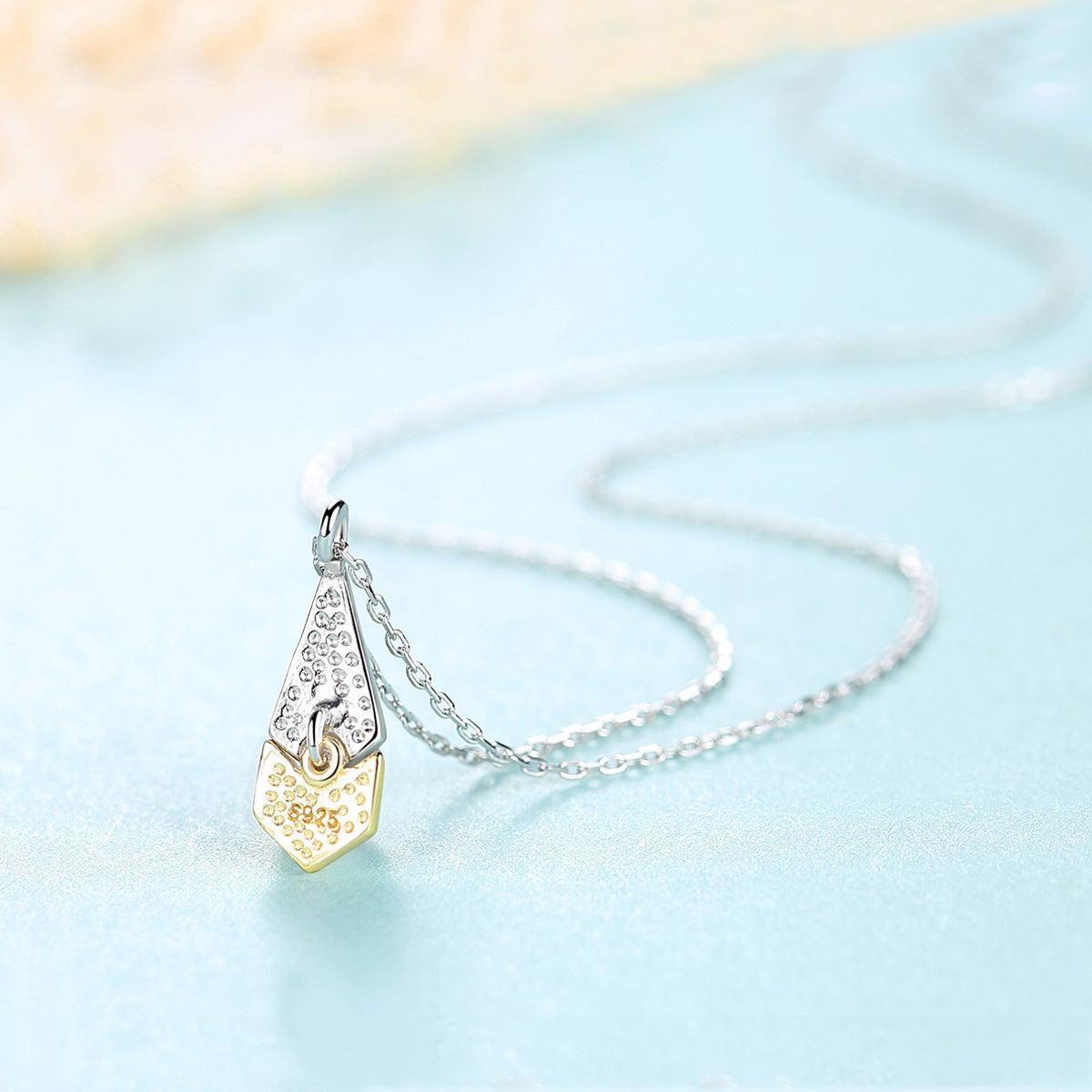 Minimalist Clavicle Chain Necklace Modern Fashion Jewelry