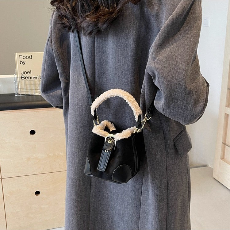 Women’s Retro Plush Crossbody Bag Casual Designer Shoulder Purse