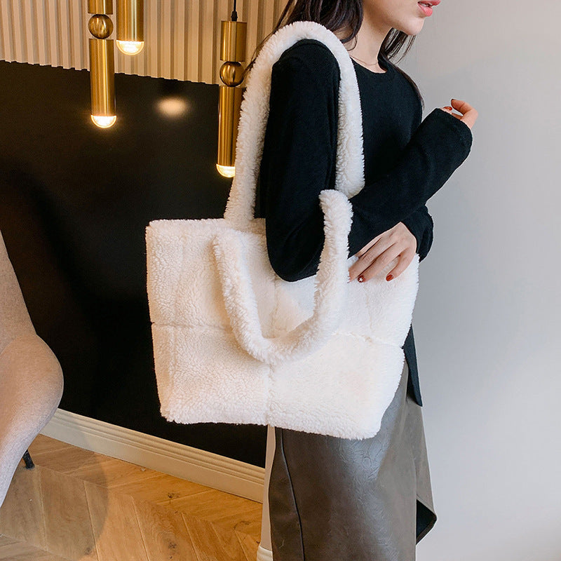 Women’s Winter Plush Designer Tote Bag Large Capacity Cute Shoulder Handbag